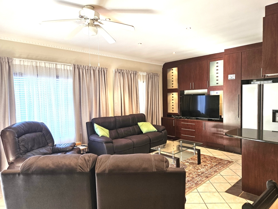 3 Bedroom Property for Sale in Jeffreys Bay Central Eastern Cape